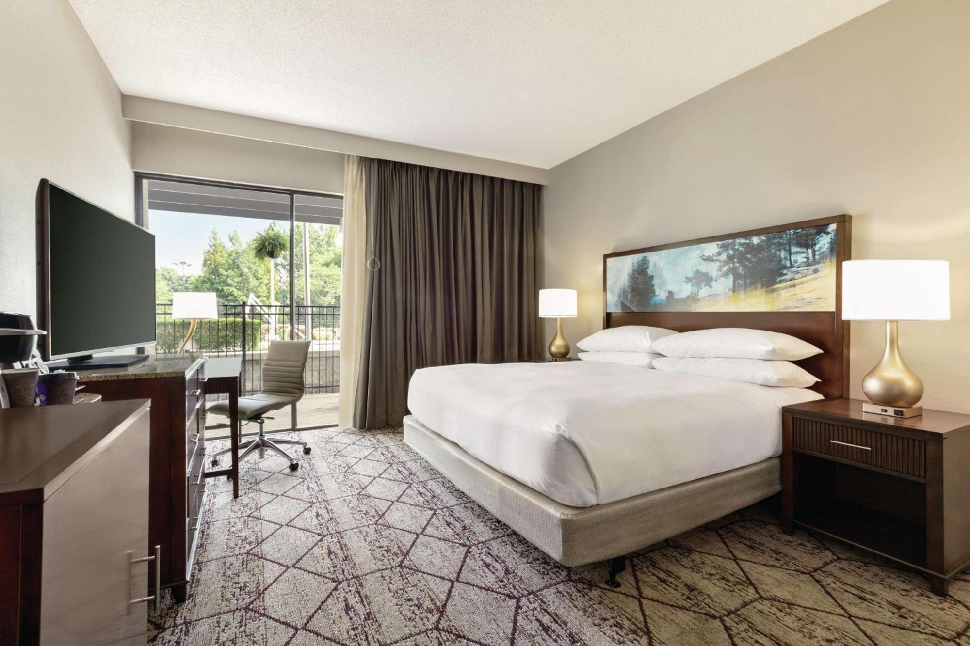 Doubletree By Hilton Atlanta Northeast/Northlake Tucker Exterior photo