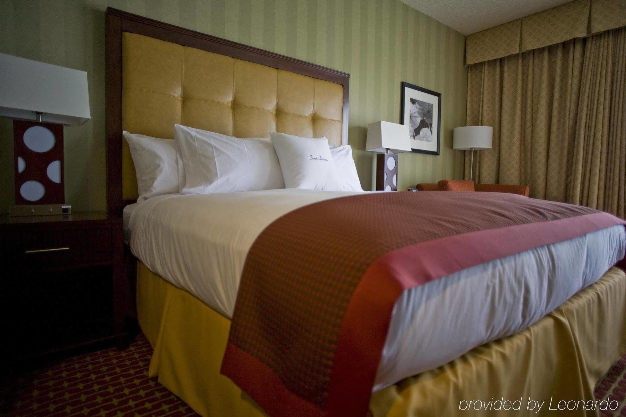 Doubletree By Hilton Atlanta Northeast/Northlake Tucker Exterior photo